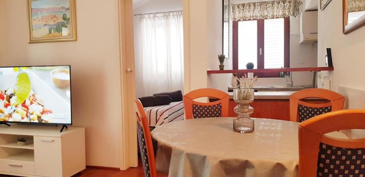 Apartments Mila Makarska Ngoại thất bức ảnh