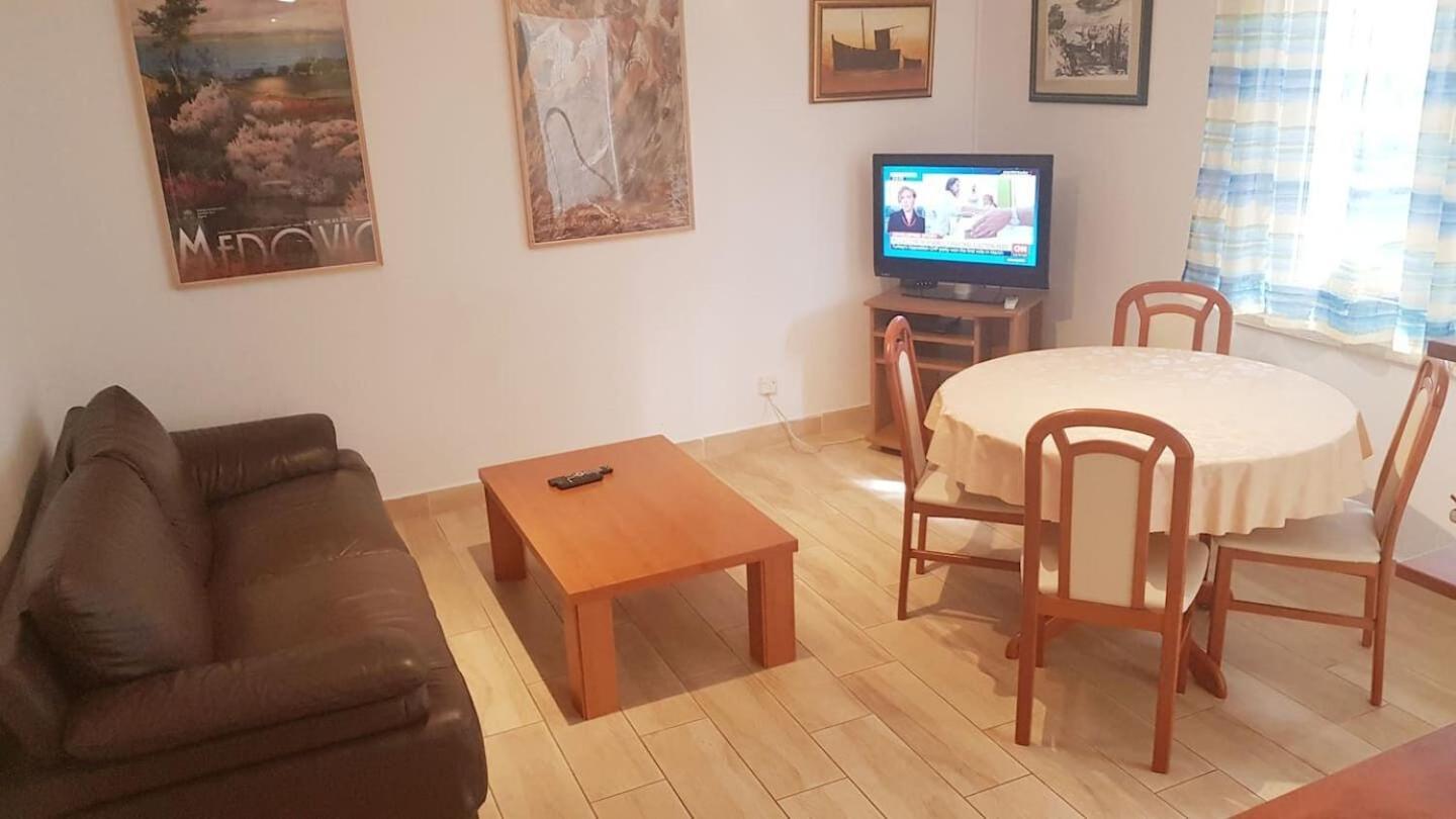 Apartments Mila Makarska Ngoại thất bức ảnh